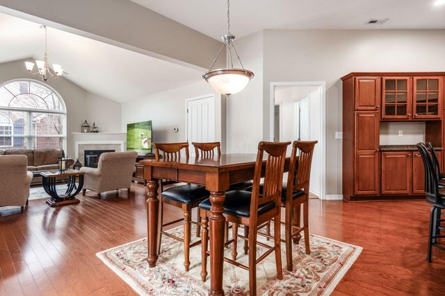 6231 Donegan Way, 11, Dublin, OH 43016