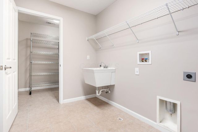 6231 Donegan Way, 11, Dublin, OH 43016