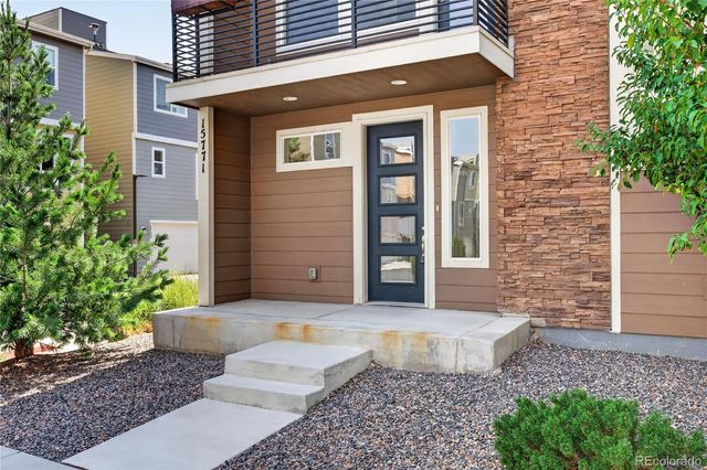 15771 E Broncos Place, Englewood, CO 80112