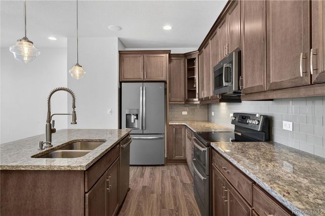 15771 E Broncos Place, Englewood, CO 80112