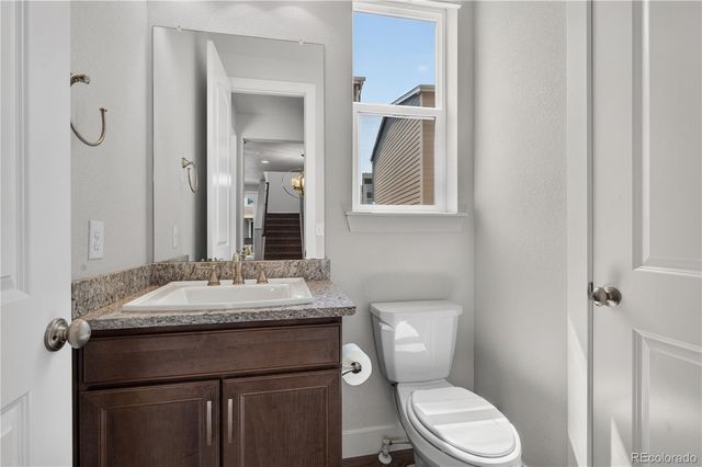 15771 E Broncos Place, Englewood, CO 80112