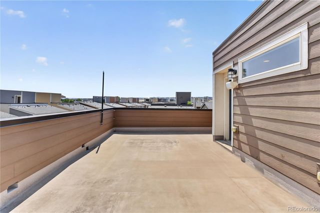 15771 E Broncos Place, Englewood, CO 80112