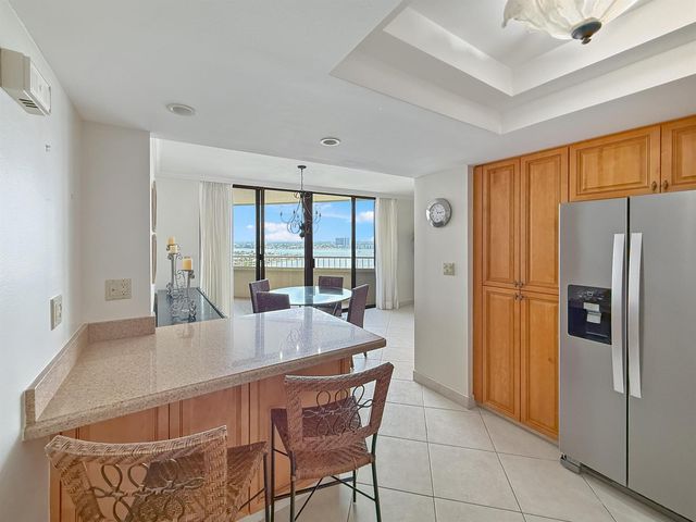 5080 N Ocean Drive 20c, Singer Island, FL 33404