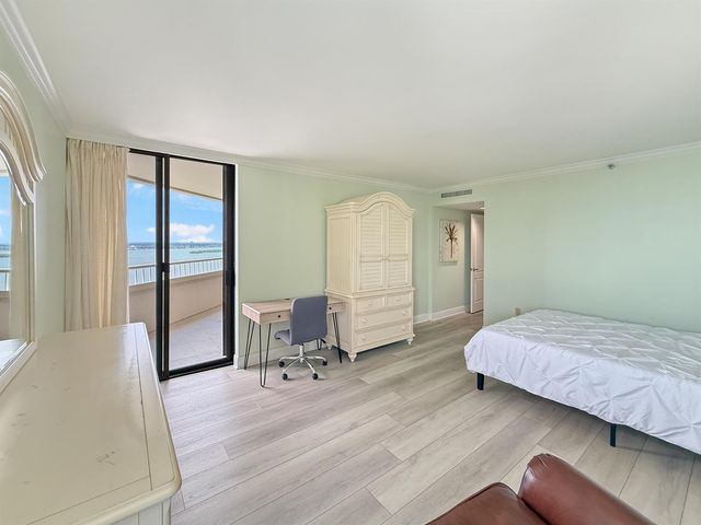 5080 N Ocean Drive 20c, Singer Island, FL 33404