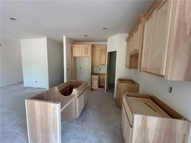 1203 Matthes Lane, Pleasant Hill, MO 64080