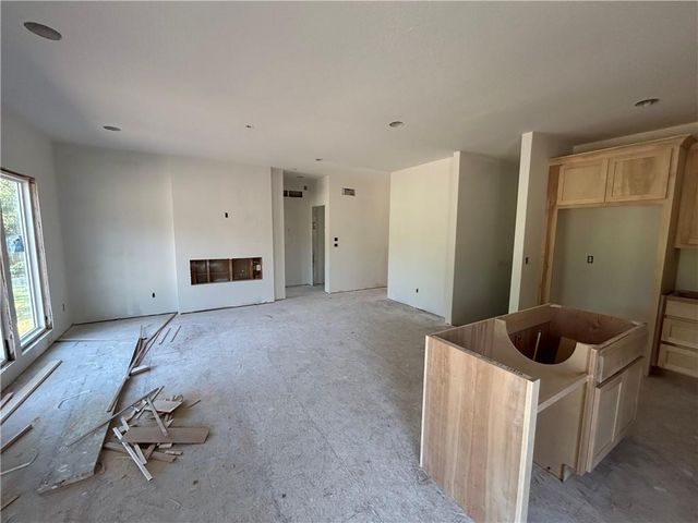 1203 Matthes Lane, Pleasant Hill, MO 64080
