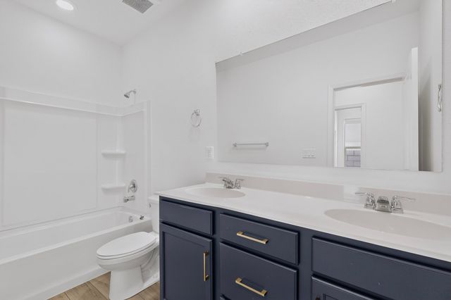 25 Mountaingem Loop, Santa Fe, NM 87508