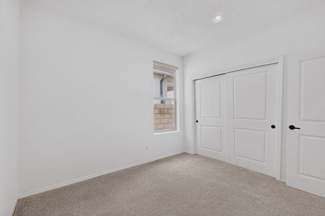 25 Mountaingem Loop, Santa Fe, NM 87508