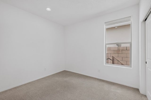 25 Mountaingem Loop, Santa Fe, NM 87508