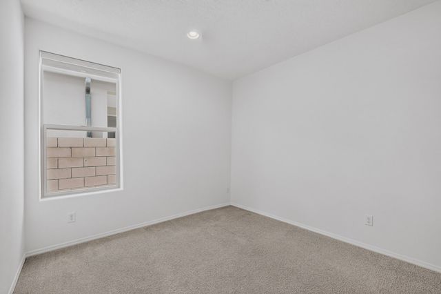 25 Mountaingem Loop, Santa Fe, NM 87508