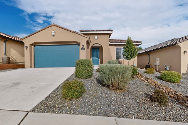 25 Mountaingem Loop, Santa Fe, NM 87508