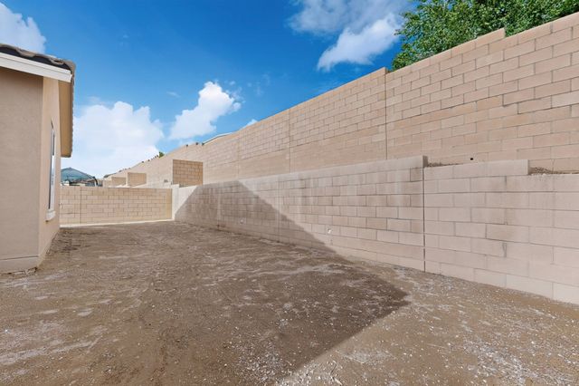 25 Mountaingem Loop, Santa Fe, NM 87508