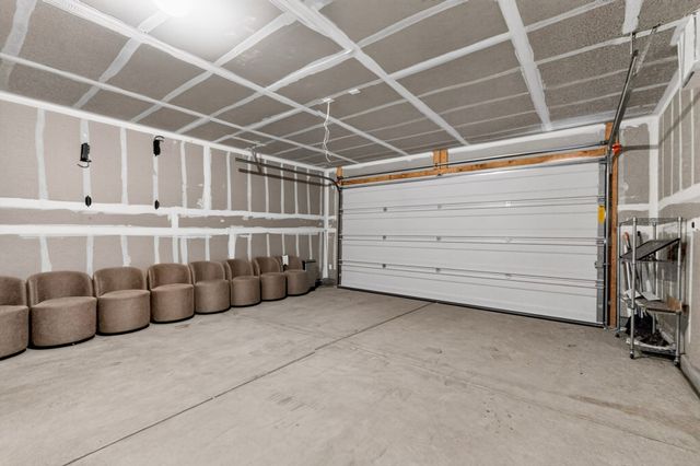 25 Mountaingem Loop, Santa Fe, NM 87508