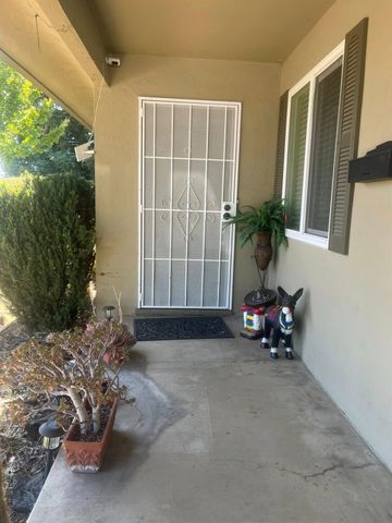 441 E Elgin Ave, Lodi, CA 95240