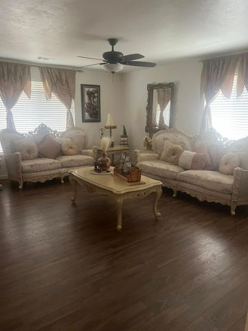 441 E Elgin Ave, Lodi, CA 95240