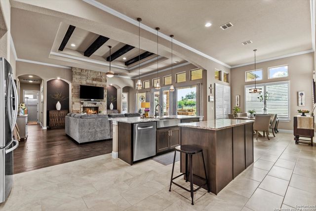 1186 Via Principale, New Braunfels, TX 78132