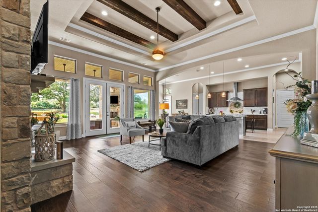 1186 Via Principale, New Braunfels, TX 78132