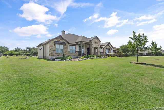 1186 Via Principale, New Braunfels, TX 78132