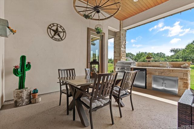 1186 Via Principale, New Braunfels, TX 78132