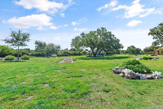 1186 Via Principale, New Braunfels, TX 78132