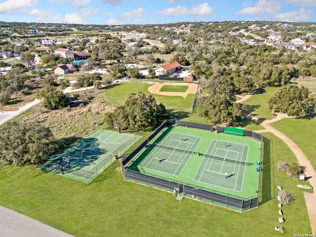 1186 Via Principale, New Braunfels, TX 78132