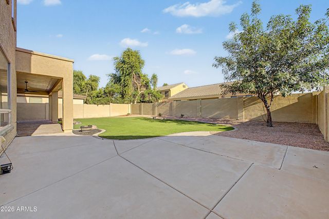 1391 E BLUEBIRD Drive, Gilbert, AZ 85297