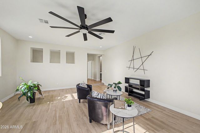 1391 E BLUEBIRD Drive, Gilbert, AZ 85297