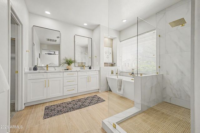 1391 E BLUEBIRD Drive, Gilbert, AZ 85297