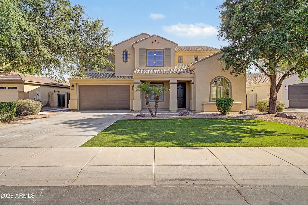 1391 E BLUEBIRD Drive, Gilbert, AZ 85297