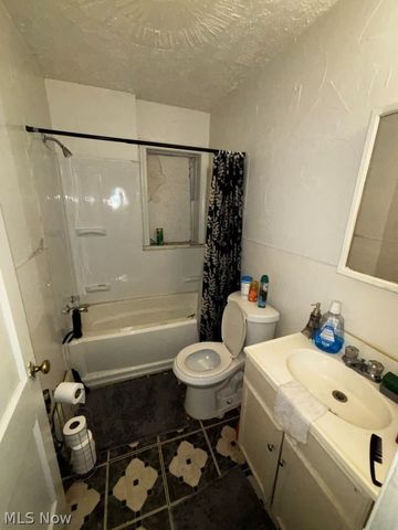 892-894 Storer Avenue, Akron, OH 44320