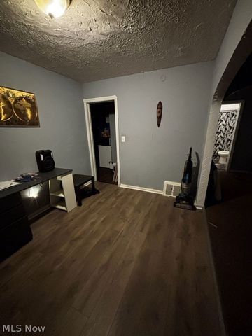 892-894 Storer Avenue, Akron, OH 44320