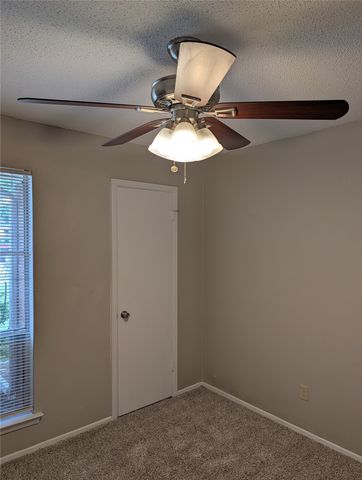 713 Heathcliff Drive, Everman, TX 76140