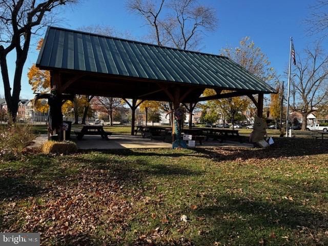 251 BANNOCKBURN AVE, Ambler, PA 19002