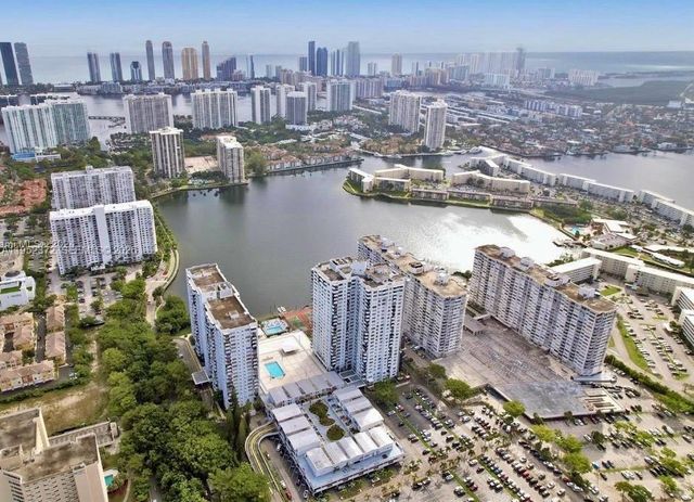 2750 NE 183rd St 1201, Aventura, FL 33160