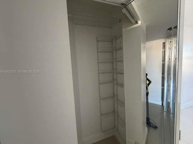 2750 NE 183rd St 1201, Aventura, FL 33160