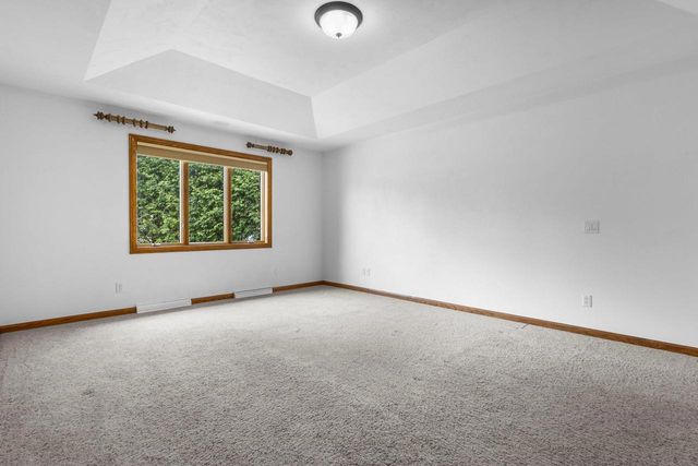 36 PENBROOK CIRCLE, Appleton, WI 54913