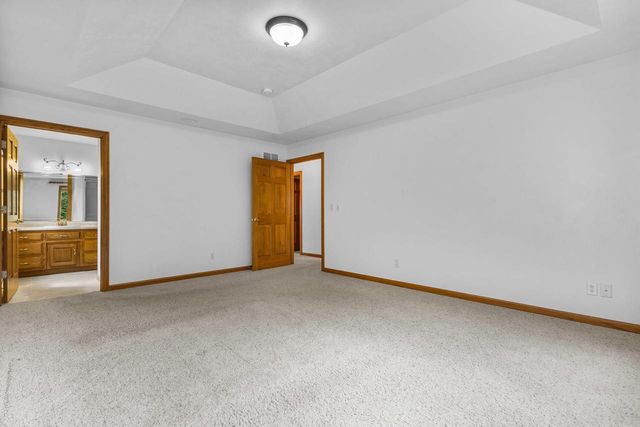 36 PENBROOK CIRCLE, Appleton, WI 54913