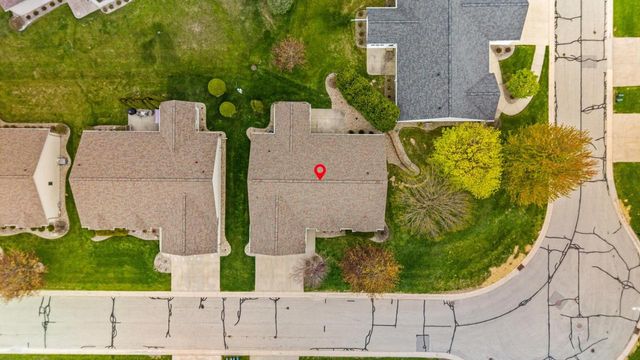 36 PENBROOK CIRCLE, Appleton, WI 54913