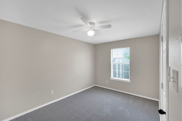 620 Jordan Lane, Waxahachie, TX 75165