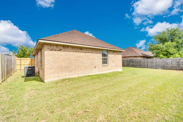 620 Jordan Lane, Waxahachie, TX 75165