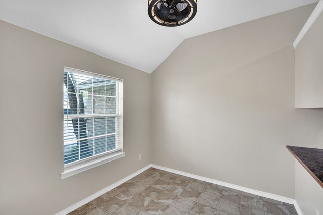 620 Jordan Lane, Waxahachie, TX 75165