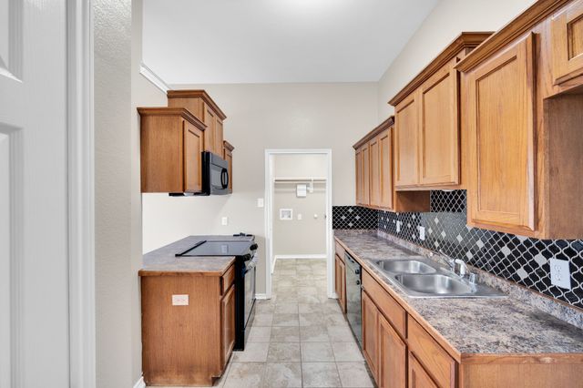 620 Jordan Lane, Waxahachie, TX 75165