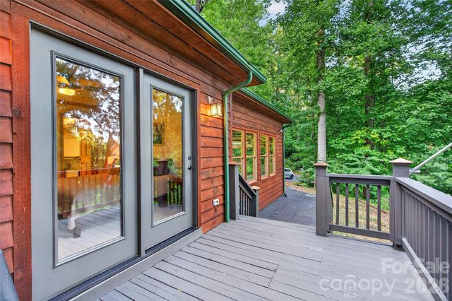 1506 Mckenzie Way S, Old Fort, NC 28762