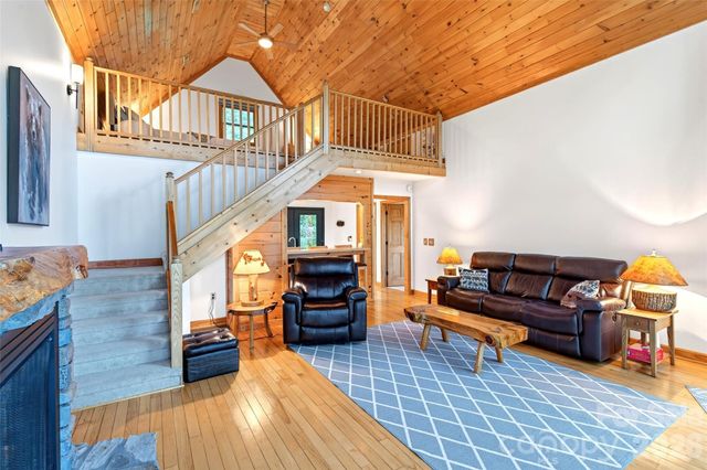 1506 Mckenzie Way S, Old Fort, NC 28762