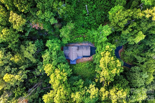 1506 Mckenzie Way S, Old Fort, NC 28762