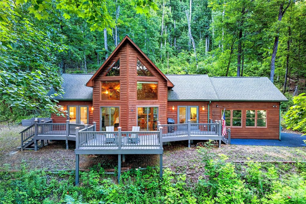 1506 Mckenzie Way S, Old Fort, NC 28762