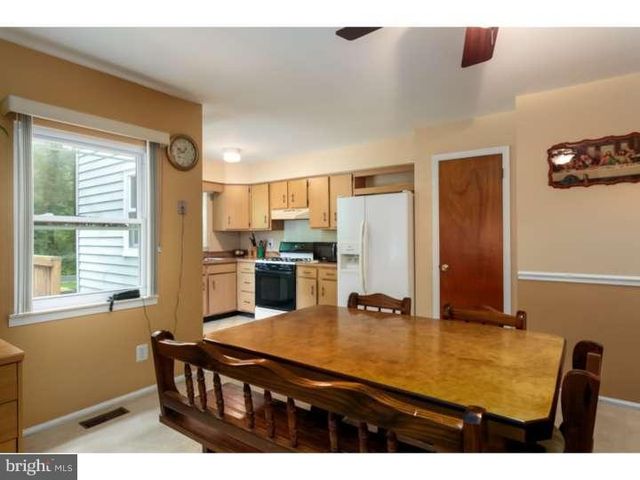 10 HANOVER PL, Sicklerville, NJ 08081