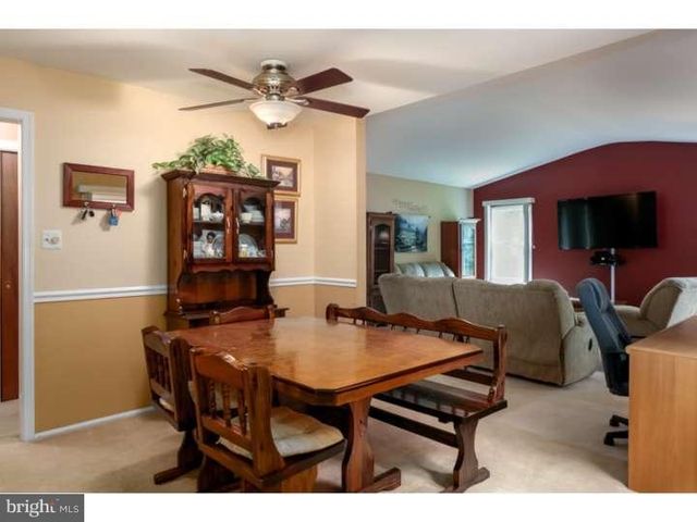 10 HANOVER PL, Sicklerville, NJ 08081