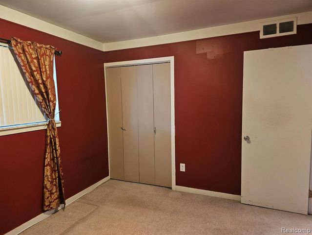 39409 Garony Drive, Clinton Township, MI 48038