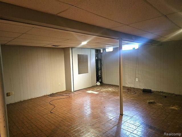 39409 Garony Drive, Clinton Township, MI 48038